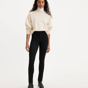 Levis 721 High Rise Skinny Soft Jeans